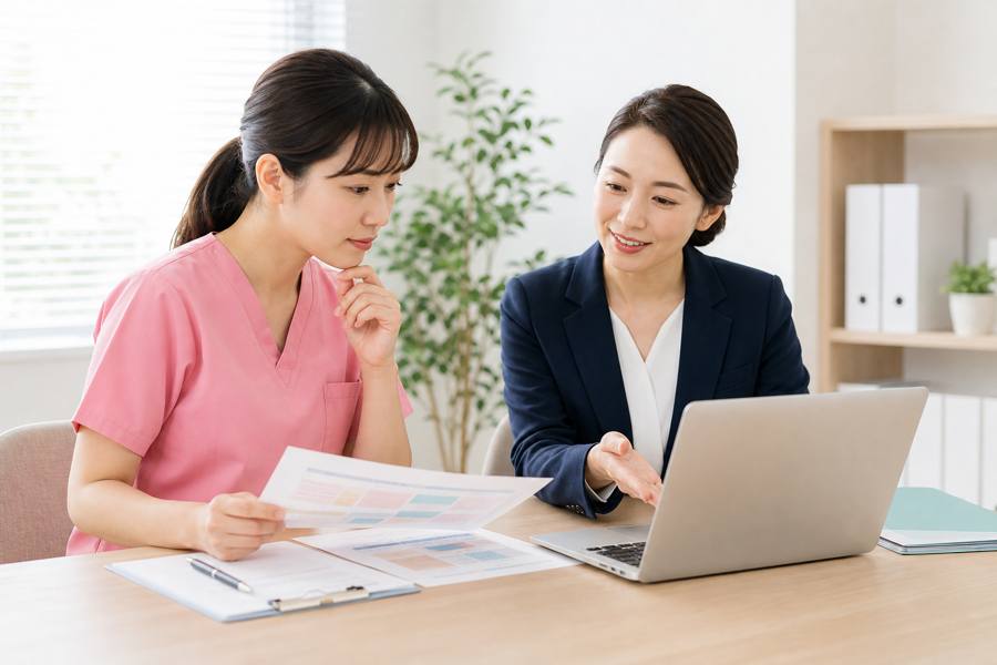 看護師が希望条件を整理している様子
