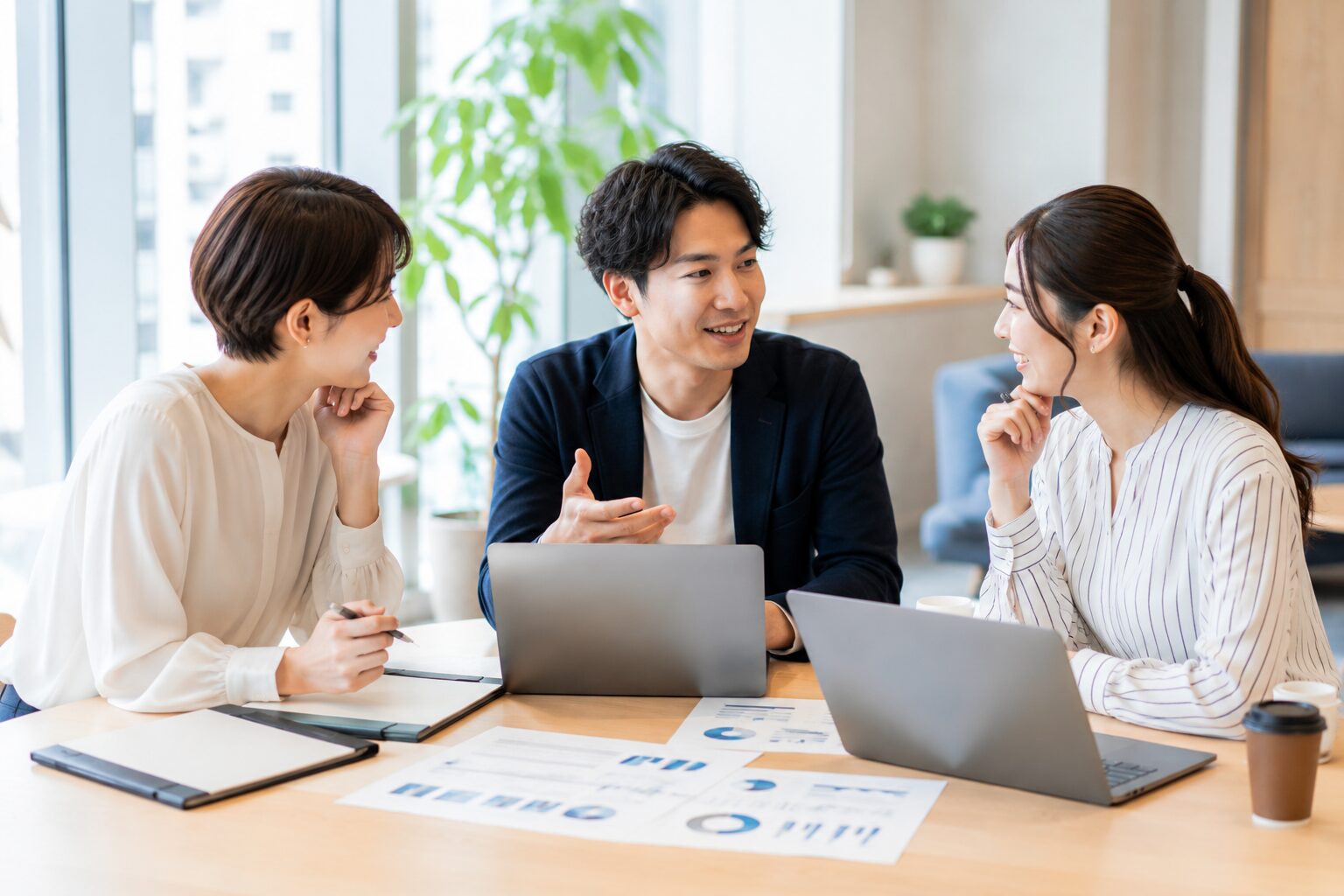 X運用ツールの導入を検討する担当者